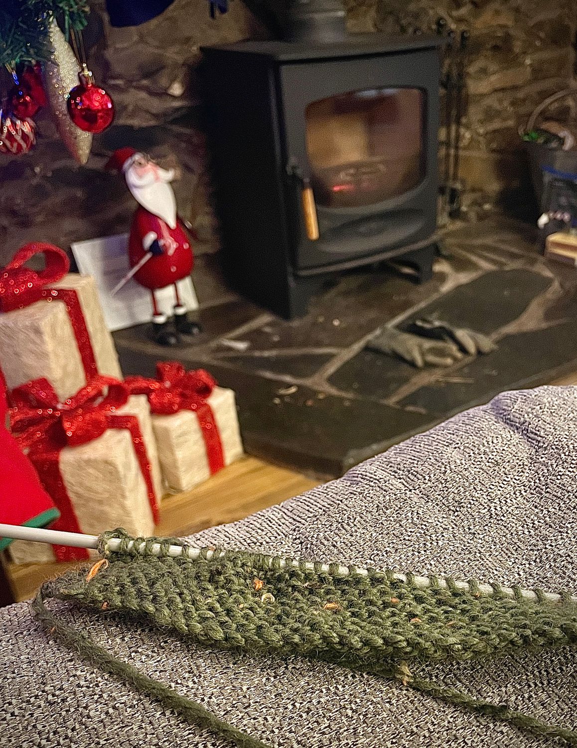 Wool-Effect Hand-Knitted Olive Scarf